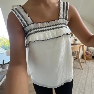 Festtopp/blus - Suuuperfin festtopp/blus!!😍😍💗💗💗