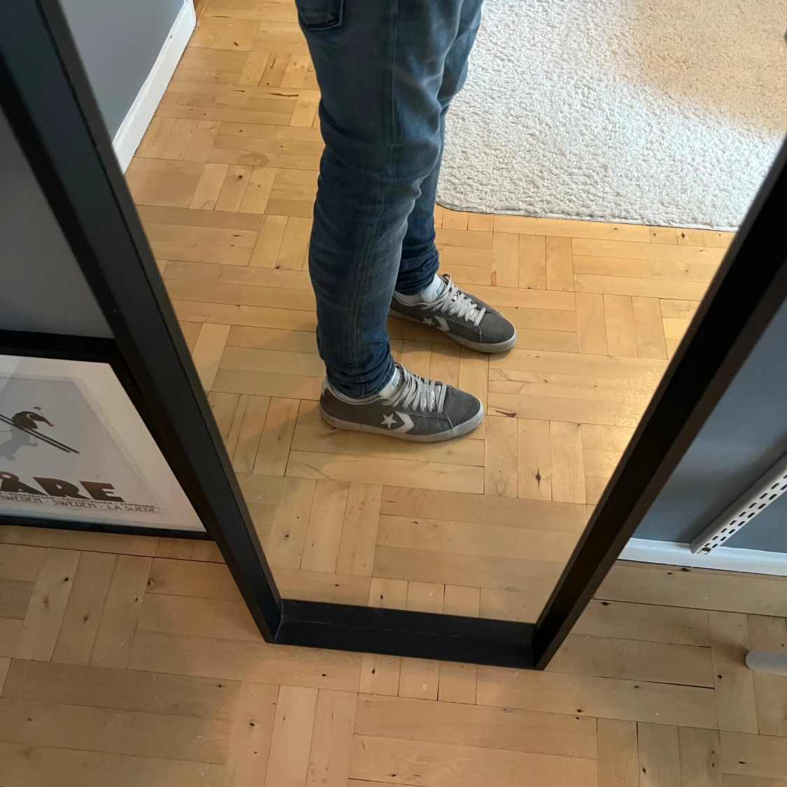 Grå Converse sneakers med vit detalj