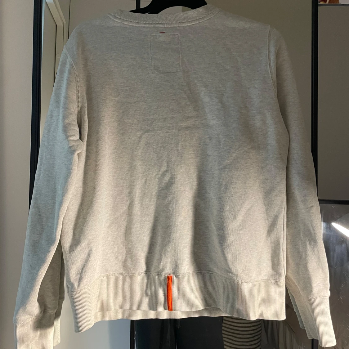 Ljusgrå fleece-tröja från Parajumpers - 1