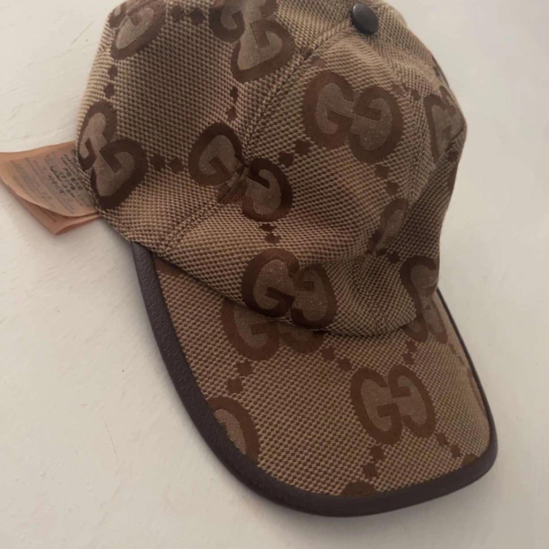 Beige keps från ggi med GG-mönster - 3