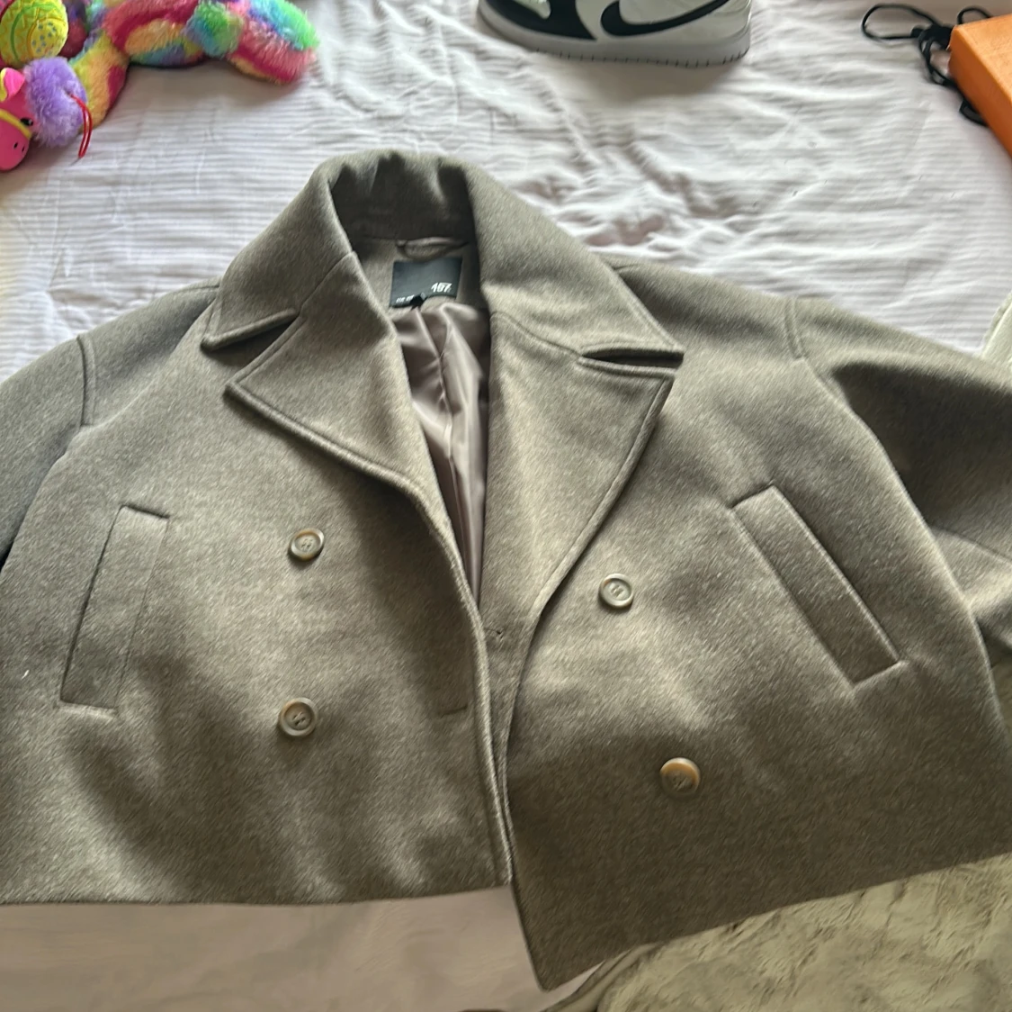 Beige croppad skepparkavaj från lager 157