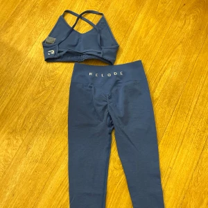 Prime scrunch set  - Prime scrunch set cobalt blå storlek s