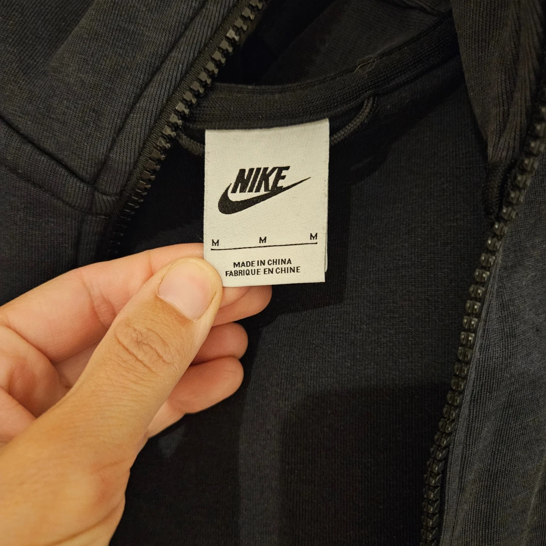 Svart Nike hoodiejacka med dragkedja M - 3