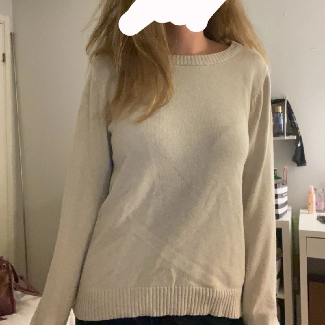 Beige stickad tröja 