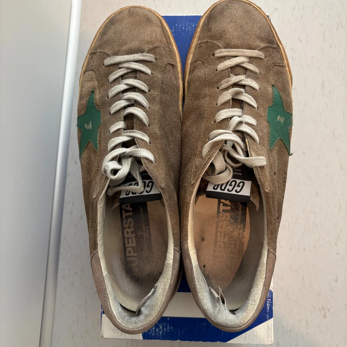 Golden Goose - 2