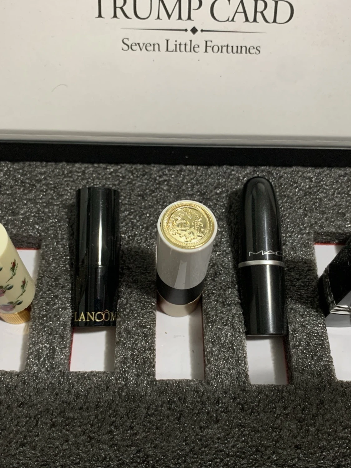 Sju röda läppstift (mini) - 3