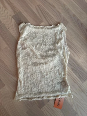 Spetslinne - Spetstopp från shein, endast testad 