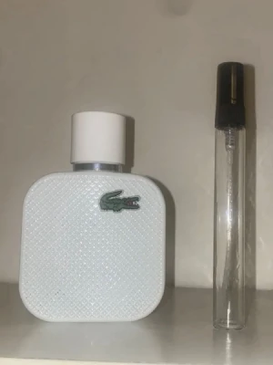 10ml  Lacoste 12.12 sample - 10ml sample av Lacoste 12.12, skriv om ni vill köpa mindre samples av denna, 10% rabatt på bundles 