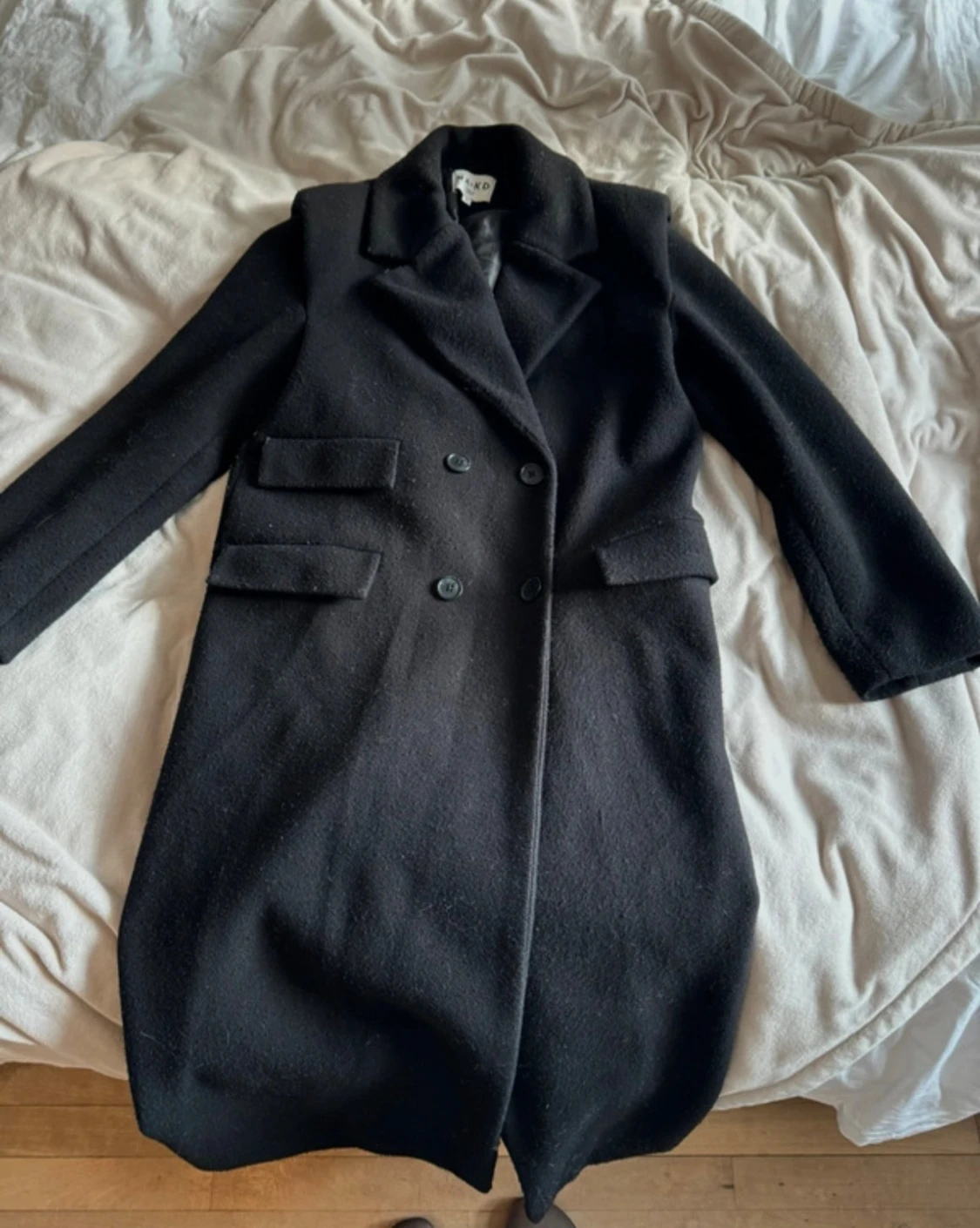 SNYGG lång svart kappa  - 4