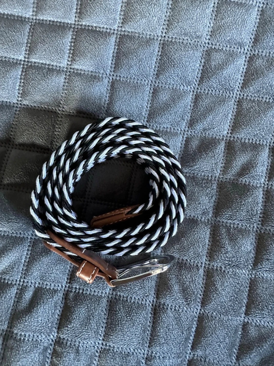 Svart vitt flätat bälte - 1