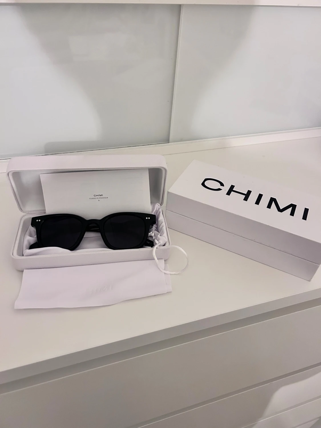 Svart CHIMI solglasögon  - 1