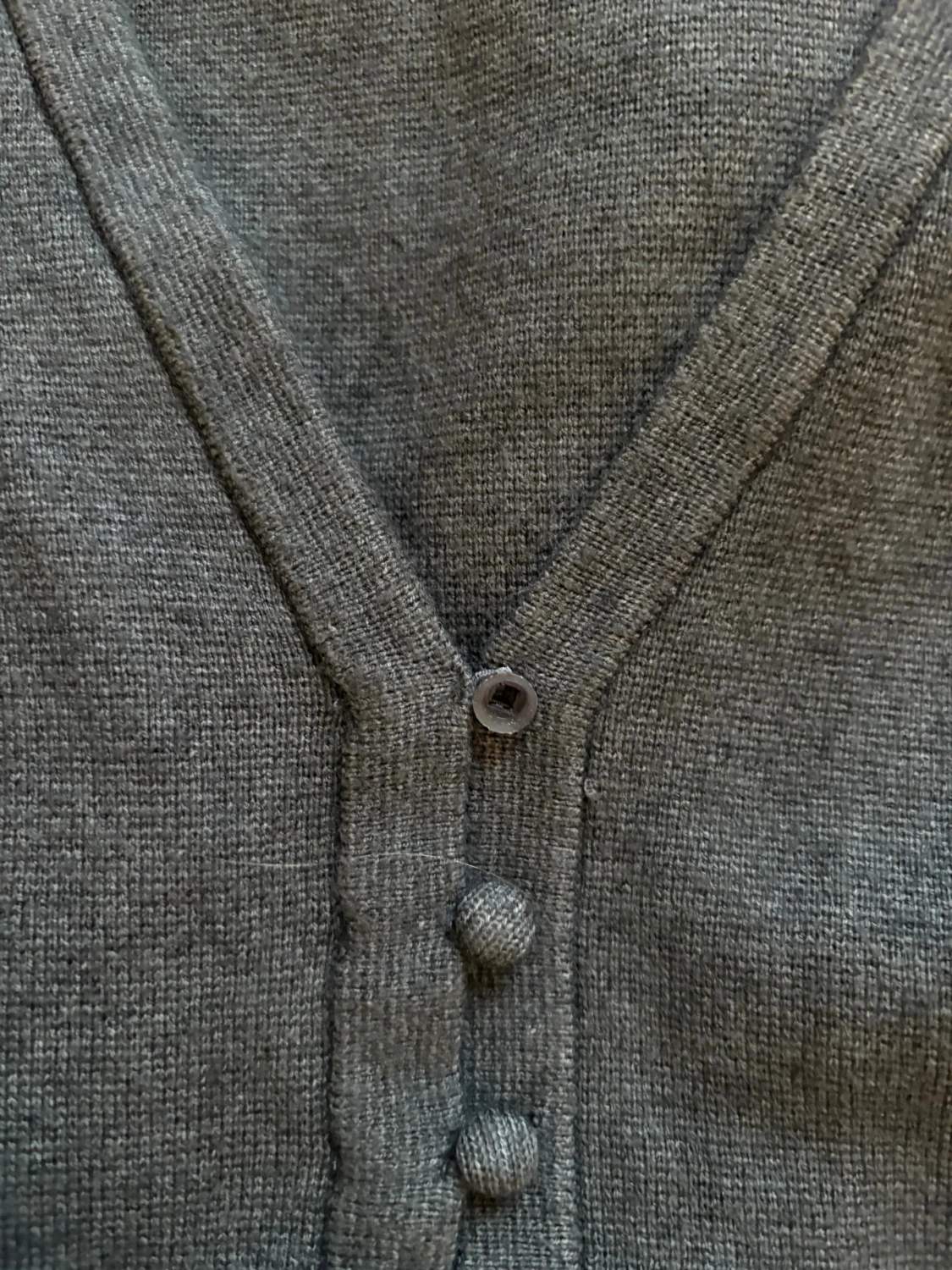 Mörkgrå kofta från Gina Tricot - 2