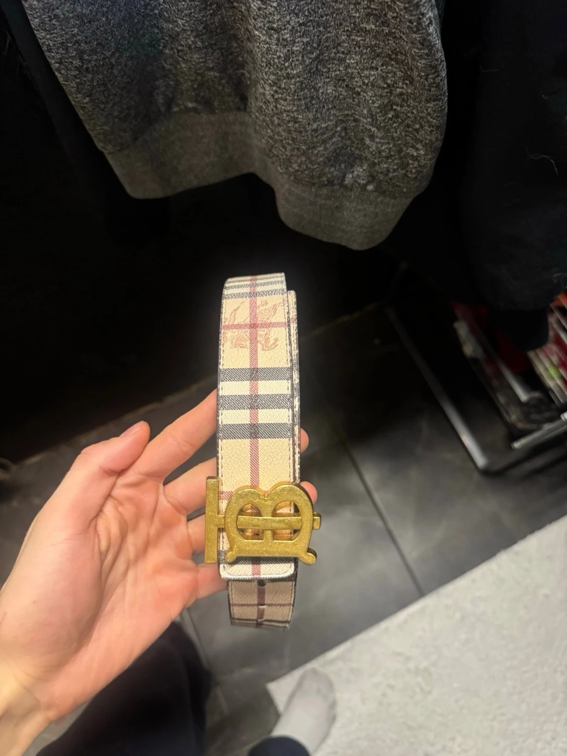 Burberry rutig bälte med guldspänne - 1