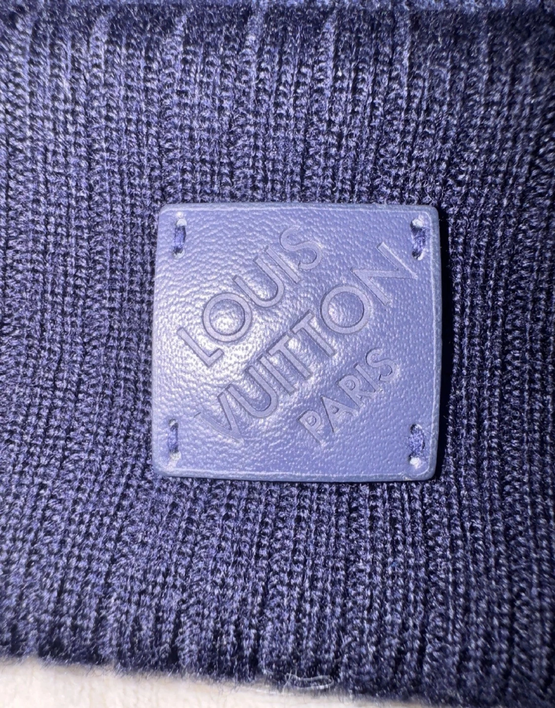 Blå rutig mössa från Louis Vuitton - 2