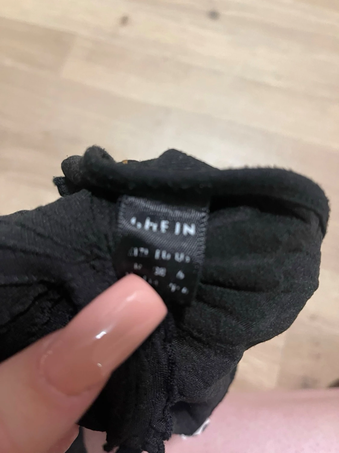 2 croppade linne-toppar, svart & rosa - 4