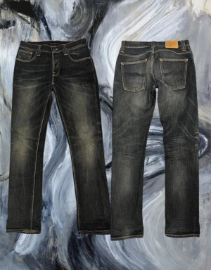 Nudie jeans raw denim - Säljer dessa sjukt feta nudie jeans med snygg tvätt. 