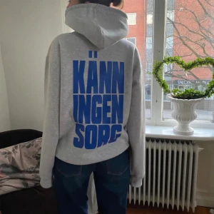 Håkan Hellström merch💘 - SUPERFIN Håkan Hellström merch, inga tecken på användning. Säljer då den är för liten för mig. Älskade verkligen den!💞💞💞