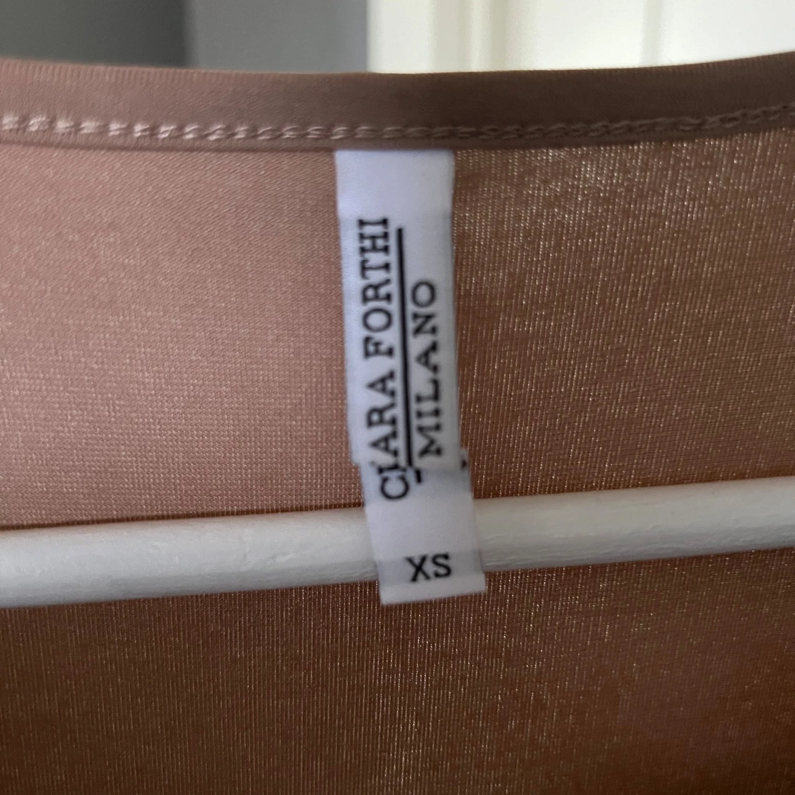 Beige klänning  - 2