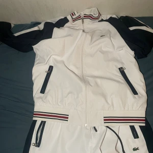 Lacoste dress - Helt ny använd kanske 1-2 gånger 