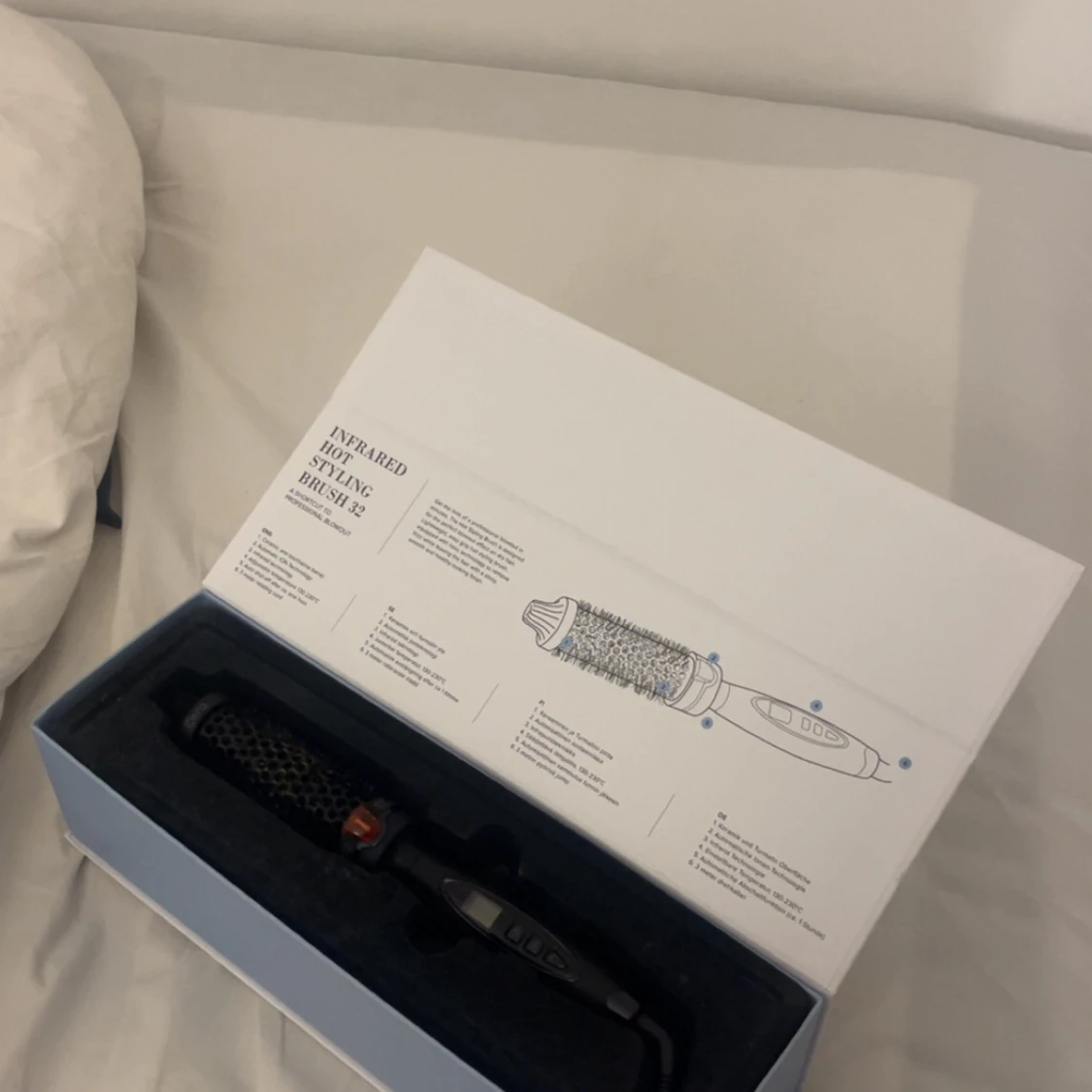 Infrared Hot Styling Brush 32