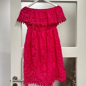 Klänning  - Fint skick, strl S/M. 