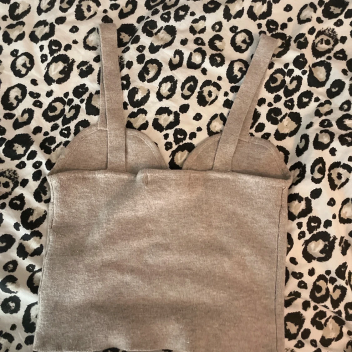 Grå stickad korsett-topp - 1