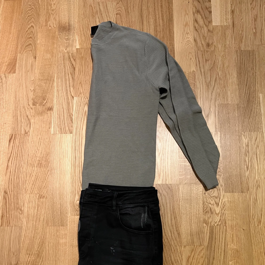 Stickad Långärmad  - 4