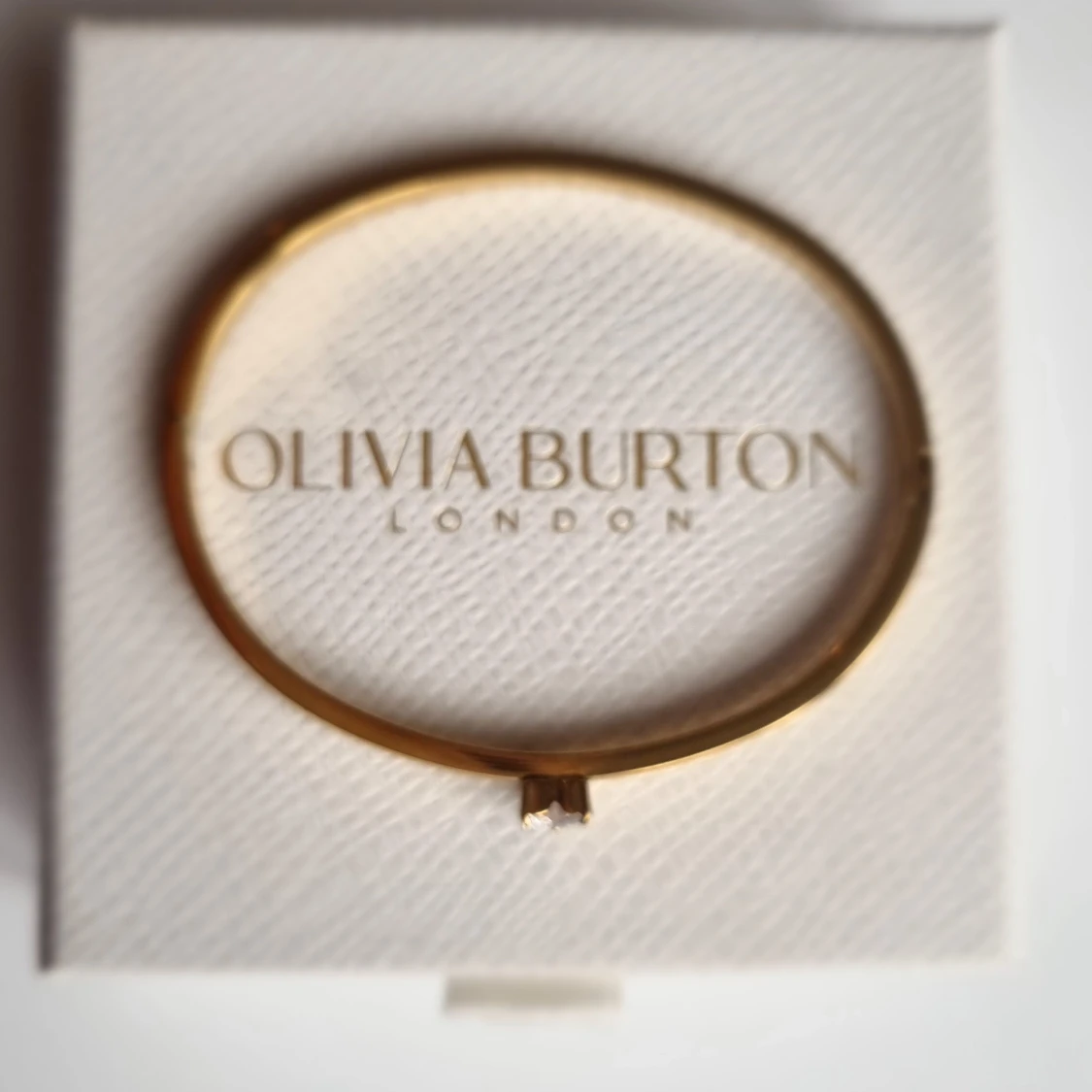 Guldarmband med hjärtformad sten - 2