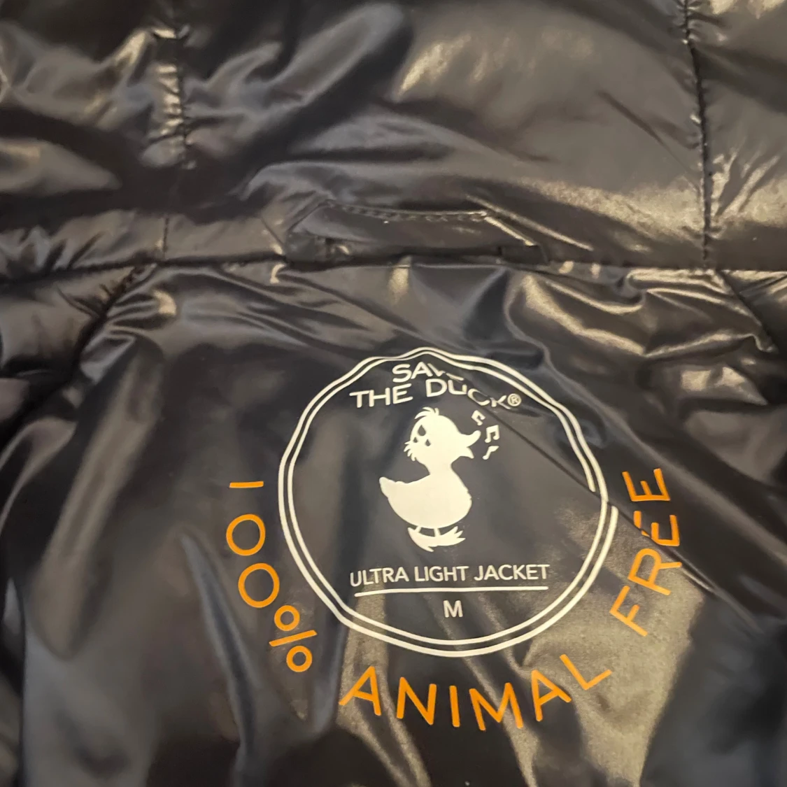Svart pufferjacka från Save The Duck - 4
