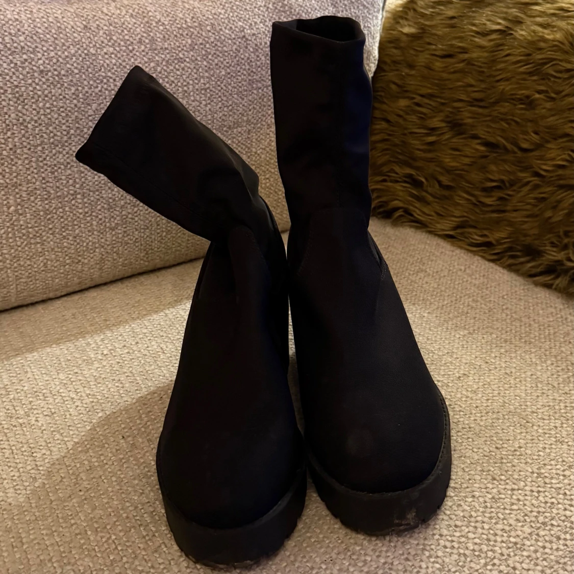 Svarta boots med hög klack - 1