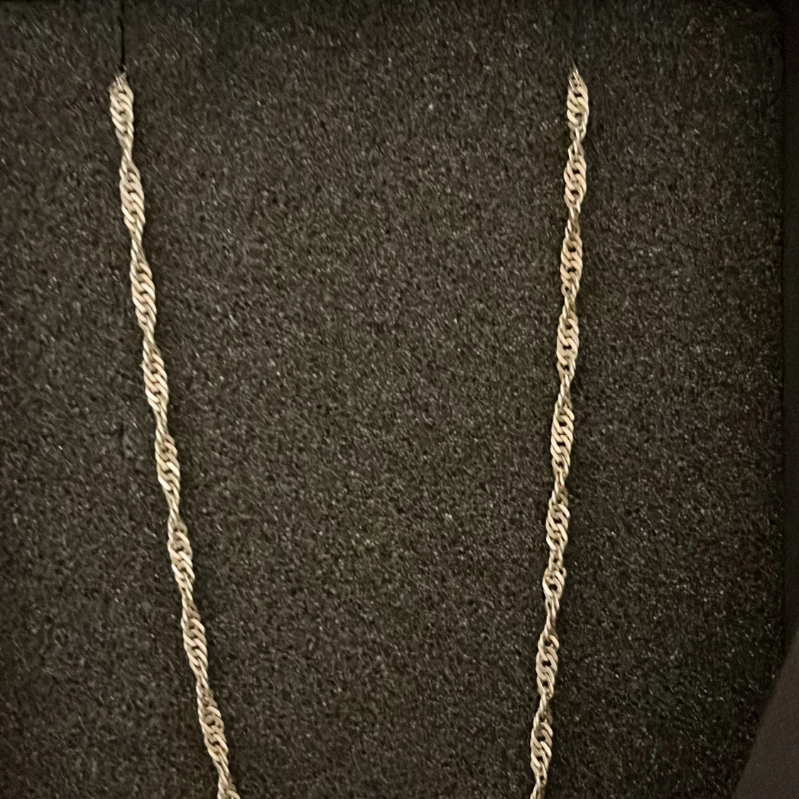 Tvinnad silverhalskedja i ask - 2