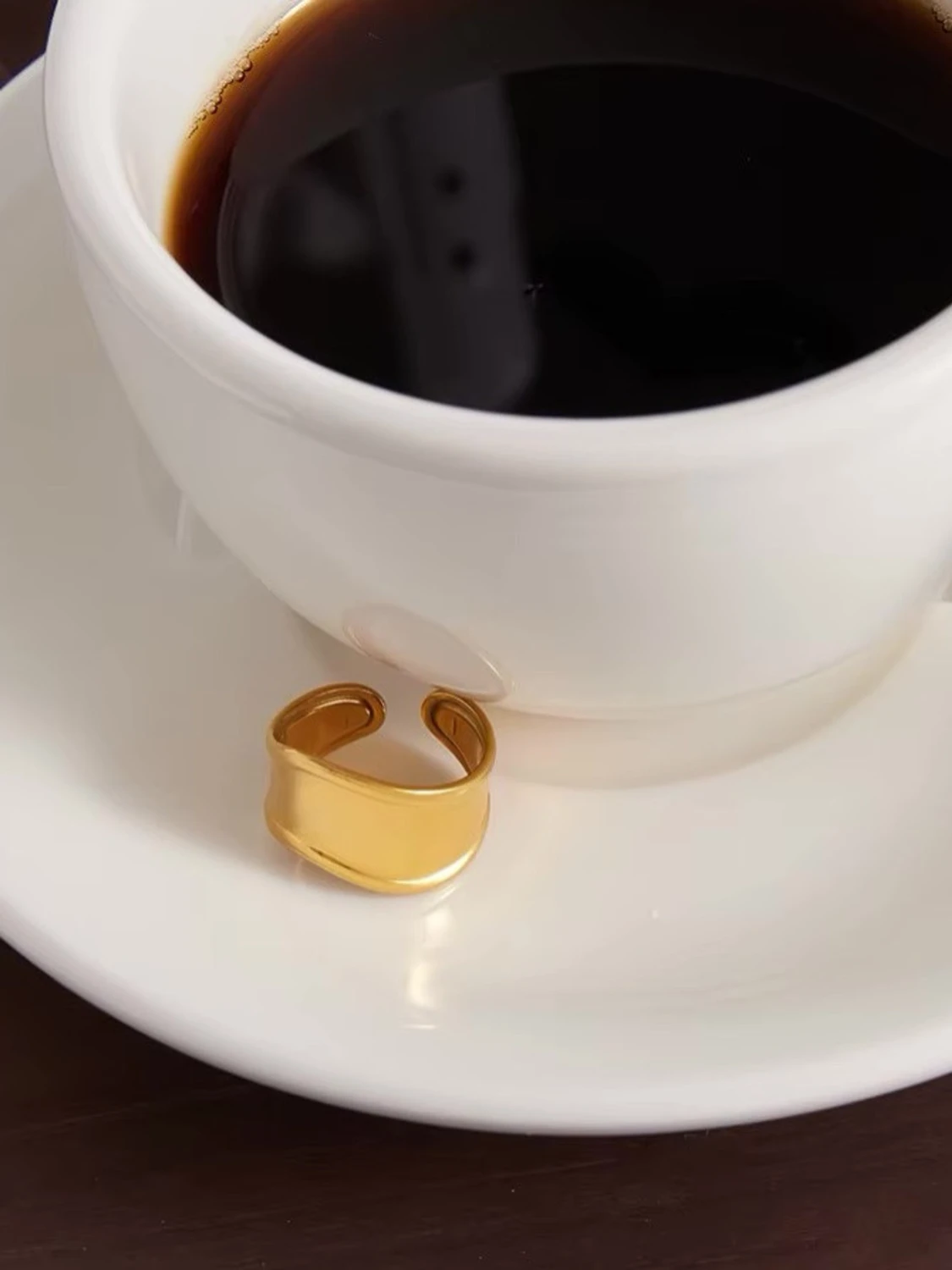 Stål Ring med 18k Pvd Guld, Vattentålig - NORA - 1