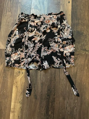 3st shorts med motiv - 3st shorts. Får alla tillsammans för 25:-