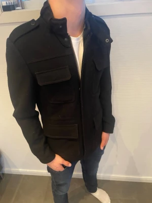 Tiger of Sweden field jacka  - Marc’o polo field jacka herr| pris:799kr|storlek: M| skick:9,8/10| Hör av dig vid minsta lilla fundering eller fråga|