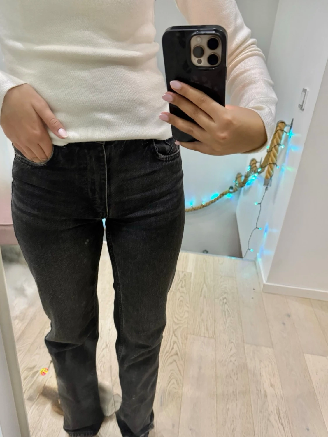 Svarta raka jeans från ZARA - 1