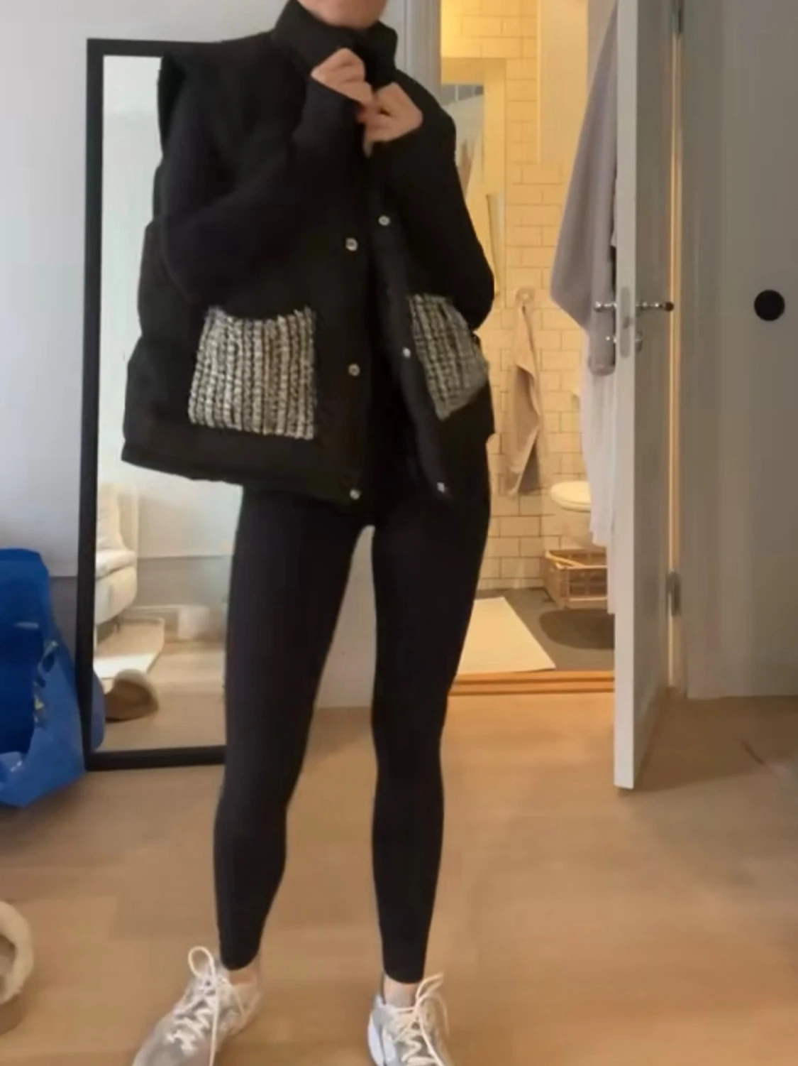 CLOEYS Svart tweed pufferjacka med huva/ väst - 4