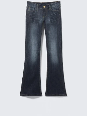 Cheap Monday jeans stl w26 L32 - ‼️HELT NYA, OANVÄNDA/OTESTADE‼️Stl: w26 L32. Jeansen ligger fortfarande i förpackningen jag beställde dom från. Köpte fel storlek då därav säljer jag💕 Skriv om ni vill ha bilder eller mått på jeansen!🥰 Jag köpte dom för 399kr + frakt.