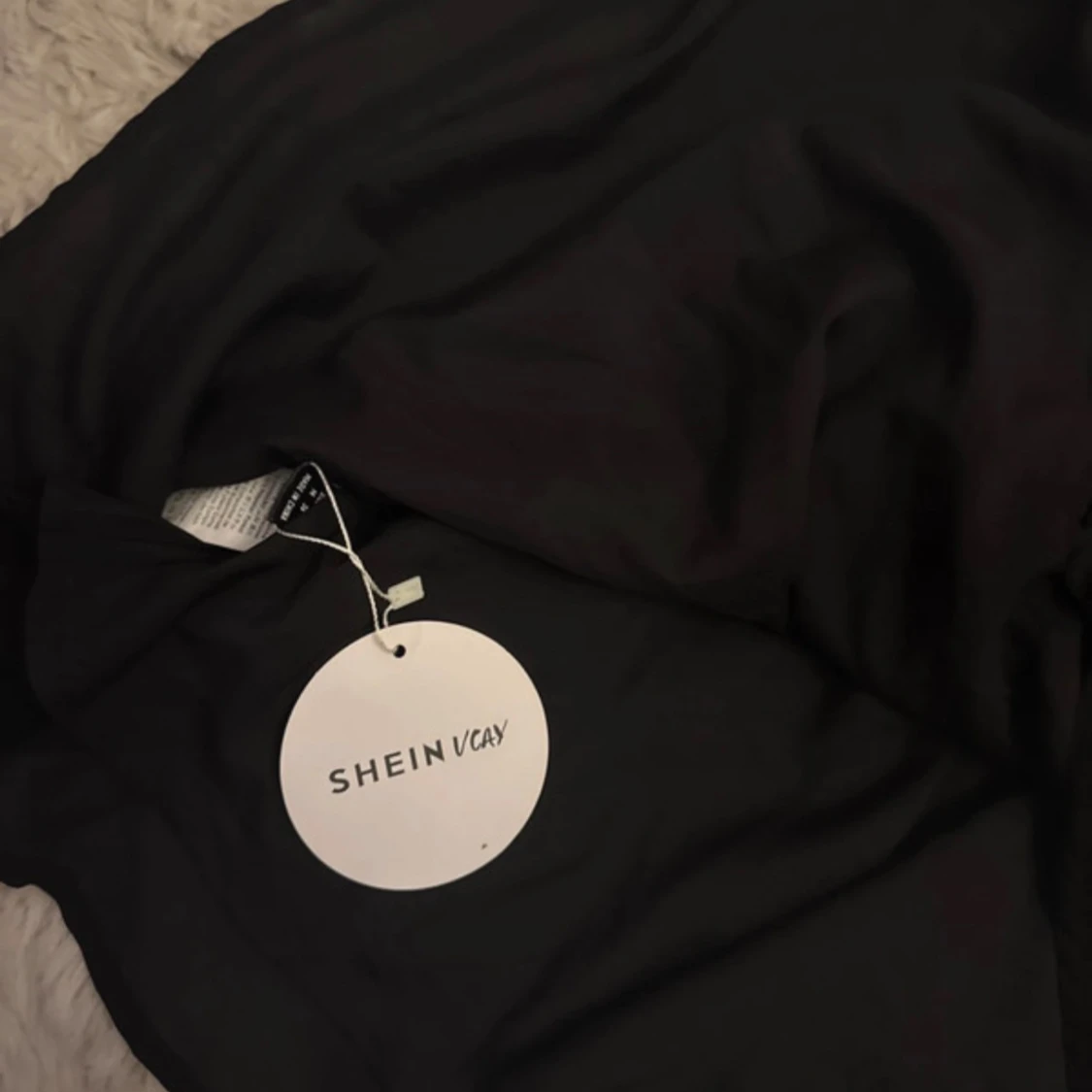Svart omlottklänning från SHEIN VCAY - 2