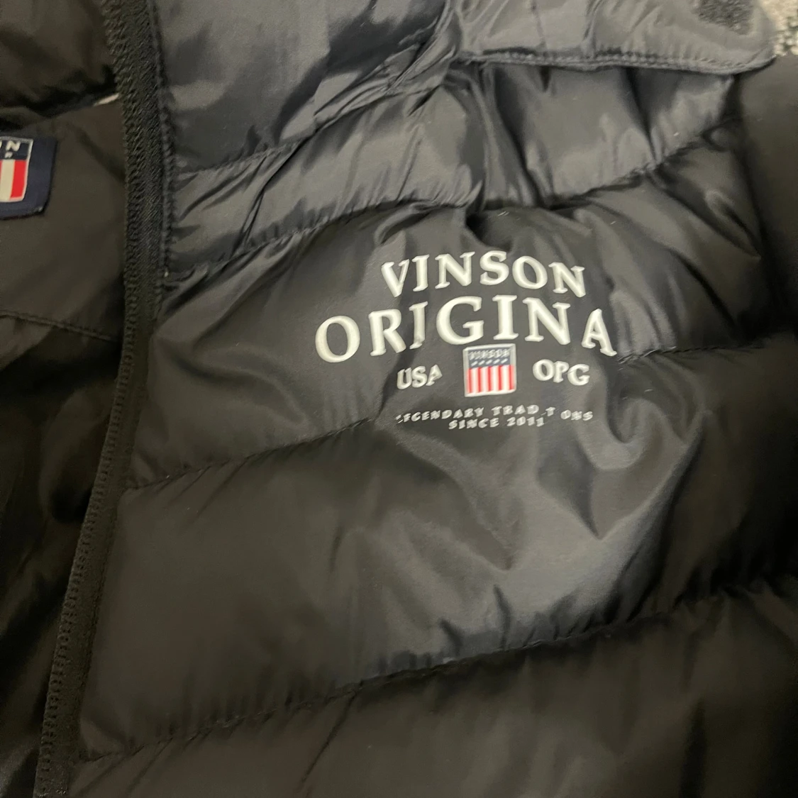 Svart pufferjacka från Vinson - 1