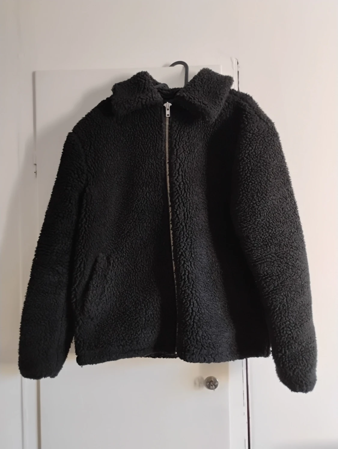 Svart jacka från T.T i S