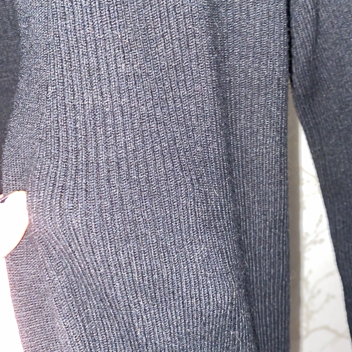 Svart ribbad kofta från Happy Holly - 3