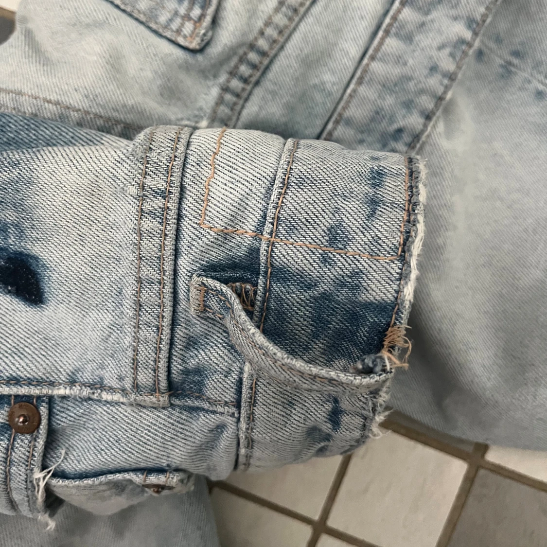 Ljusblå raka jeans från Zara - 2
