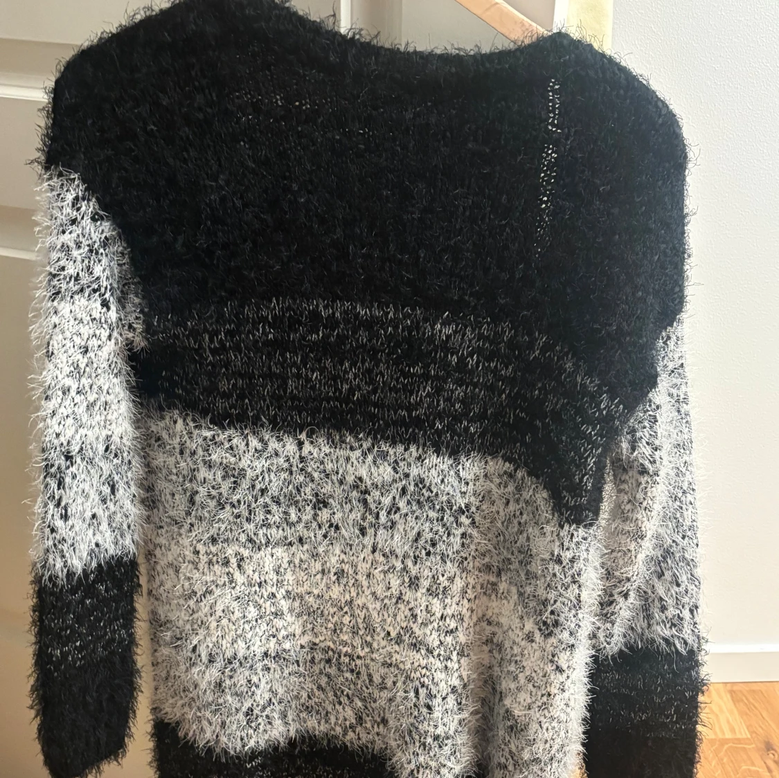 Randig fluffig kofta från Esmara - 2