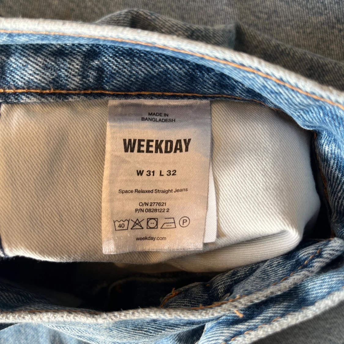 Weekday Space Relaxed Straight Jeans - 3