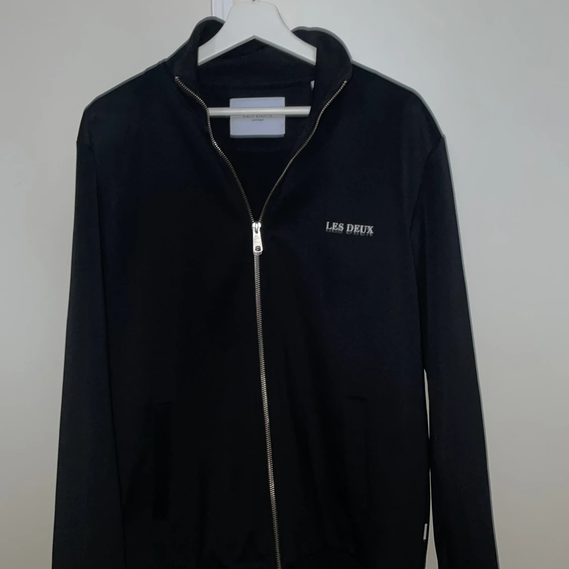 Svart overshirt från Les Deux L - 1