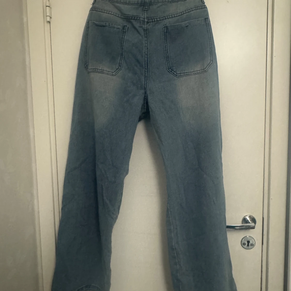 Blå wide jeans med hög midja - 1