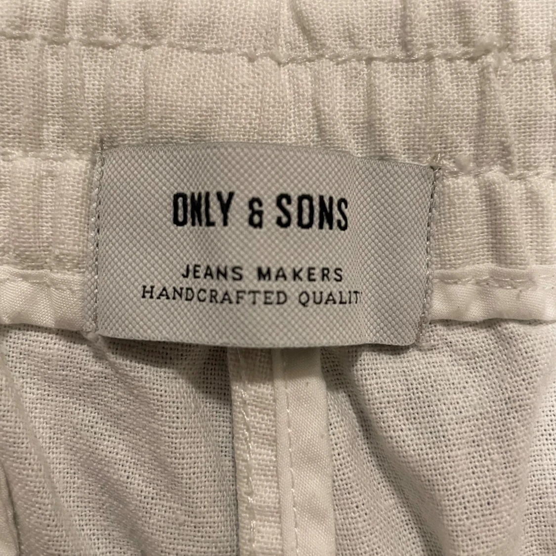 Vita tapered croppade byxor Only & Sons - 2