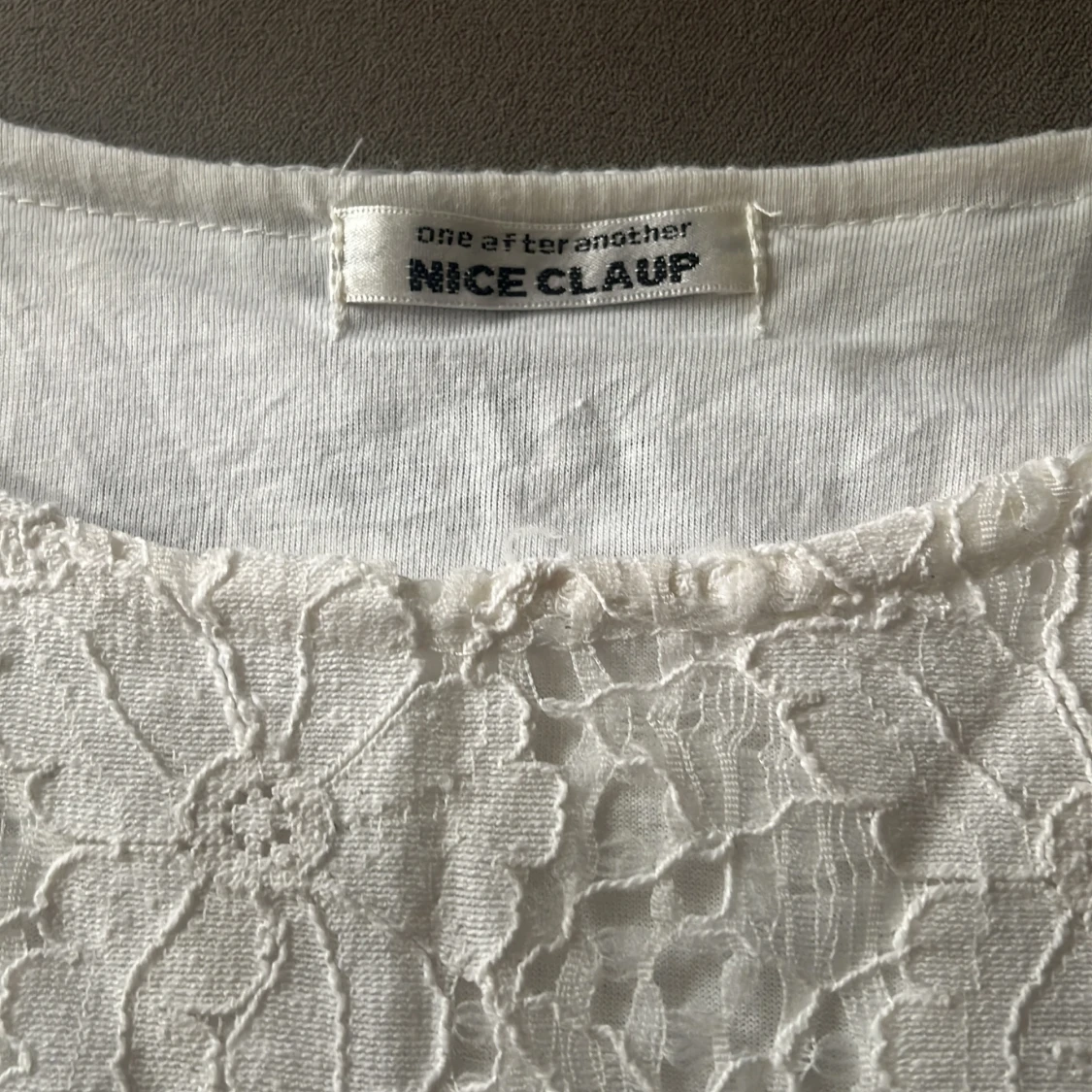 Vit spetsblus från Nice Claup - 1