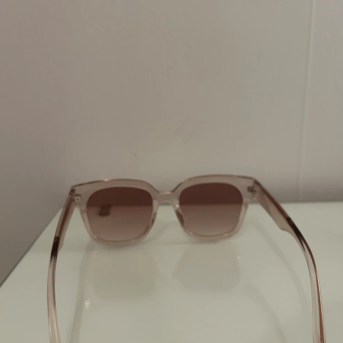 Transparenta rosa solglasögon - 3