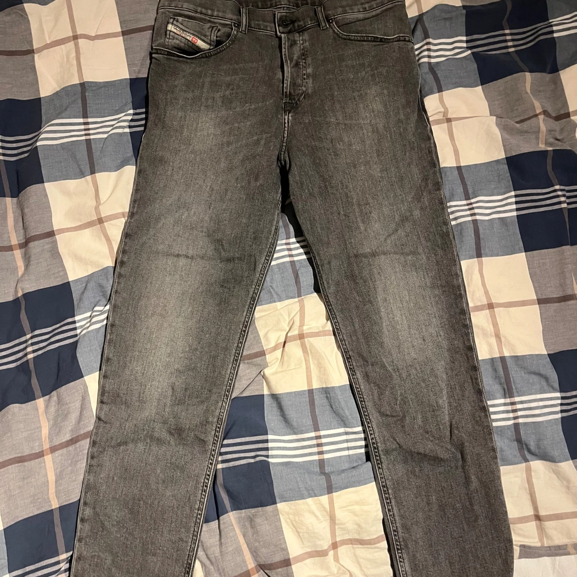 Diesel grå jeans i slim fit - 2